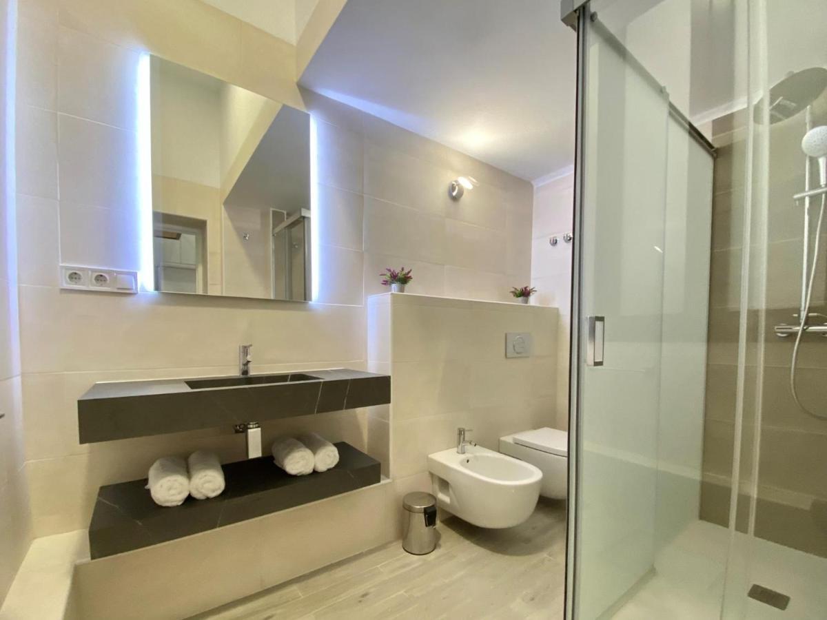 Tr3 Aparcamiento Incluido Familias Loft Almirante Apartamento Sevilla